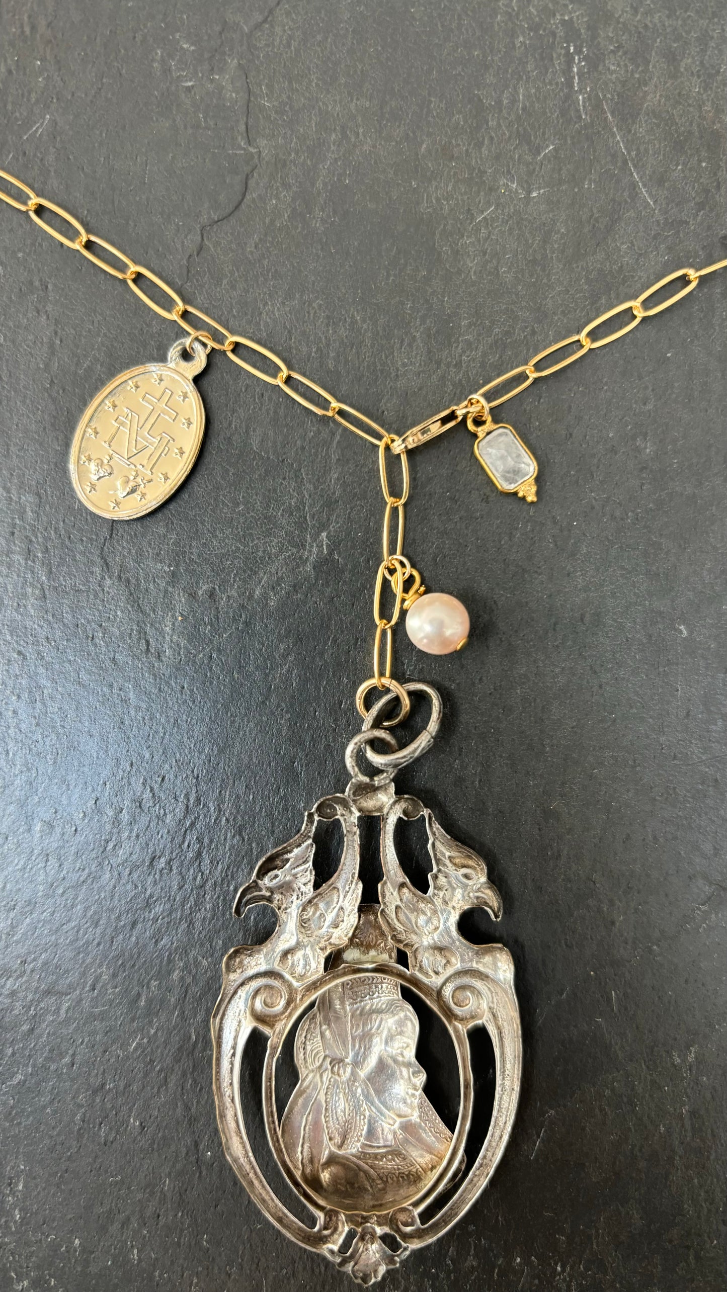 Collier lasso, médaillon bigouden - blissparis
