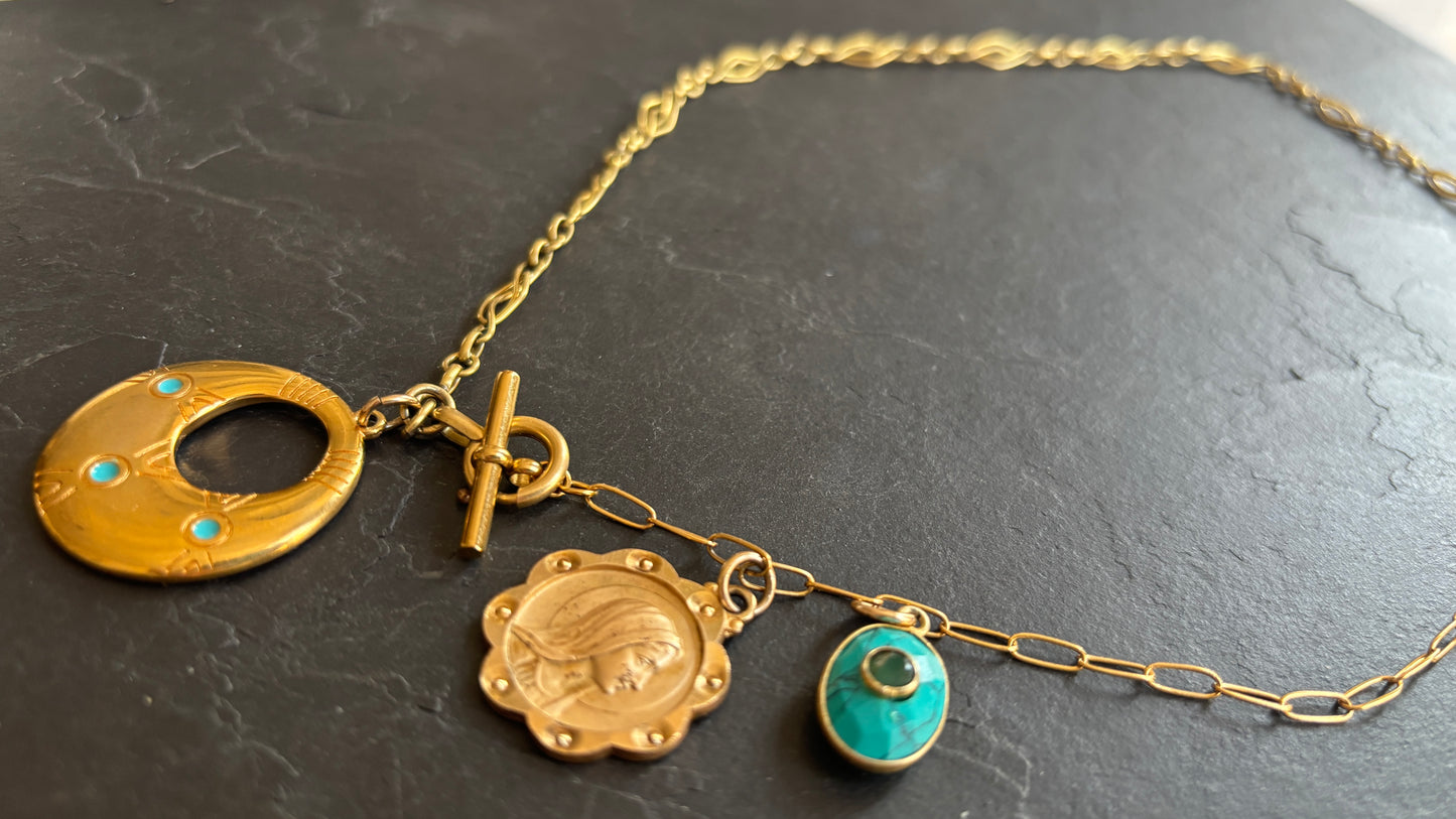 Collier chaîne de montre ancienne, Vierge de Lourdes et Turquoise - blissparis
