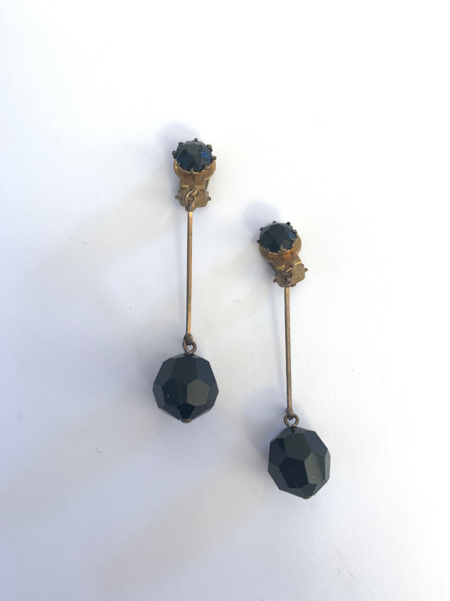 Pendants noirs à clips