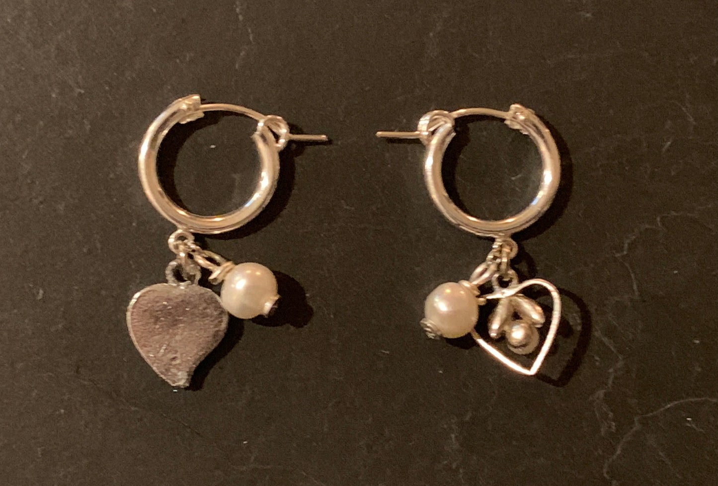 Mini créoles perles et cœurs