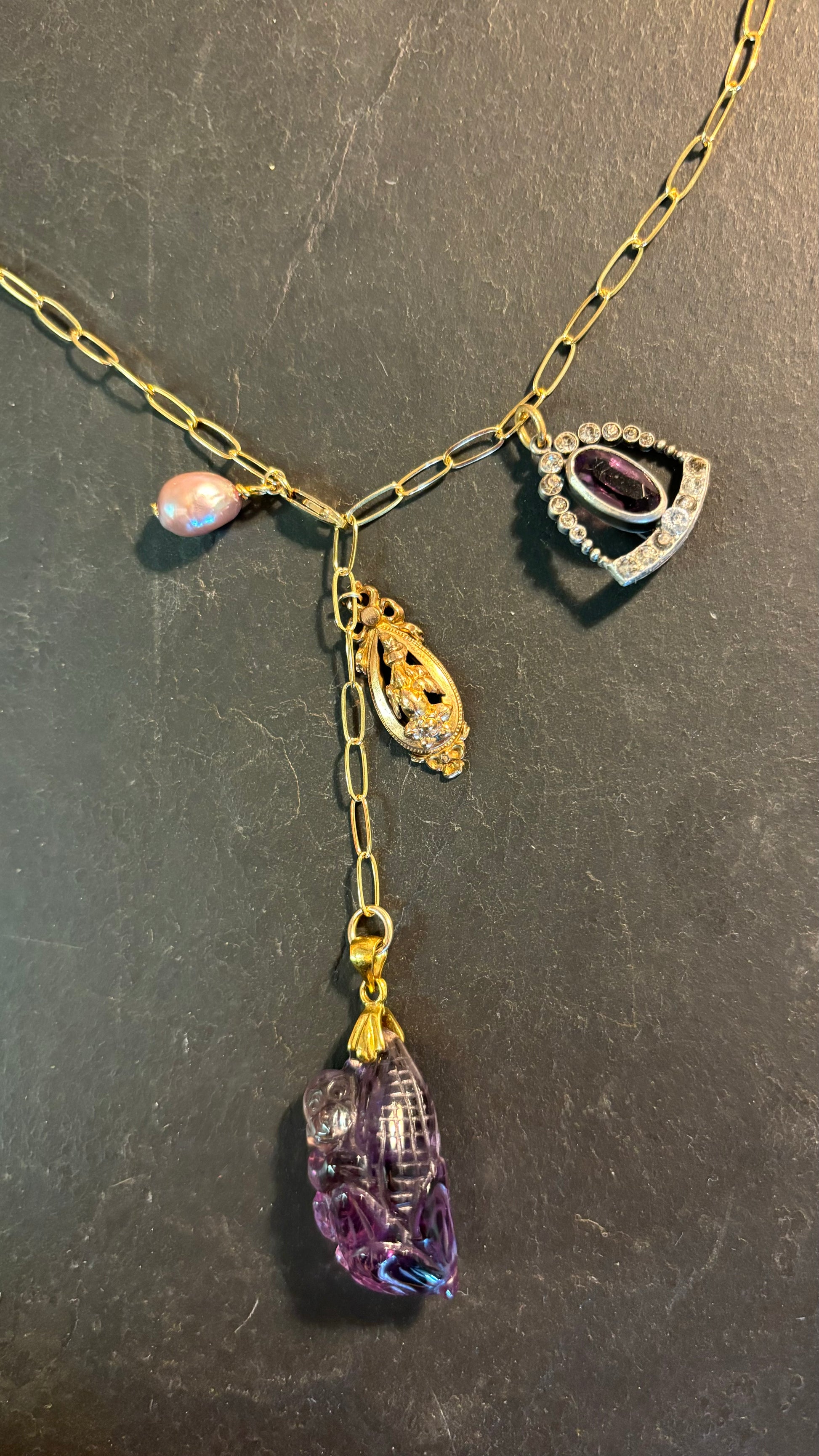 Collier lasso singe en améthyste et médaillons anciens - blissparis