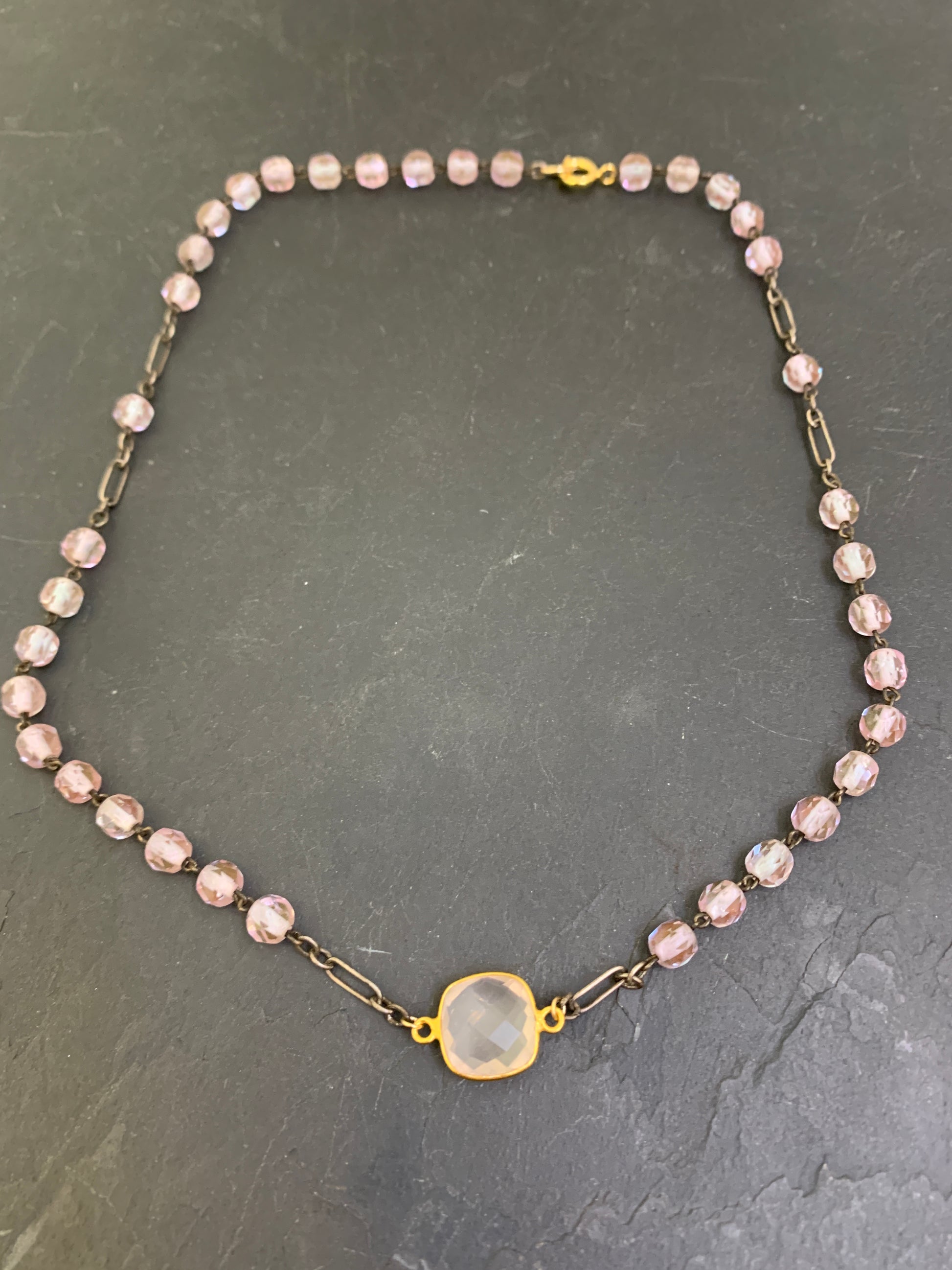 Collier chapelet rose pâle et Quartz rose - blissparis