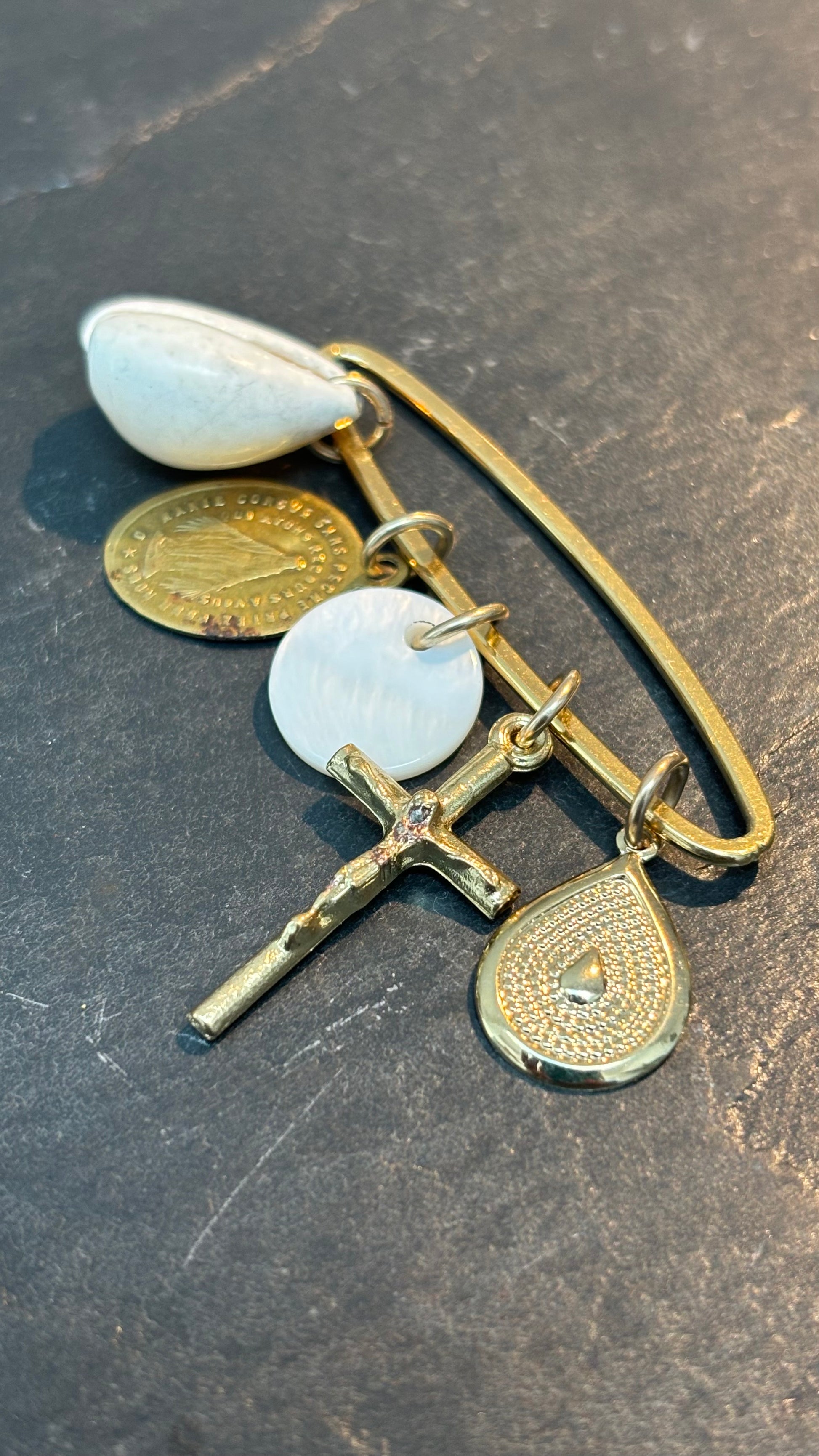 Grappe de talismans - blissparis