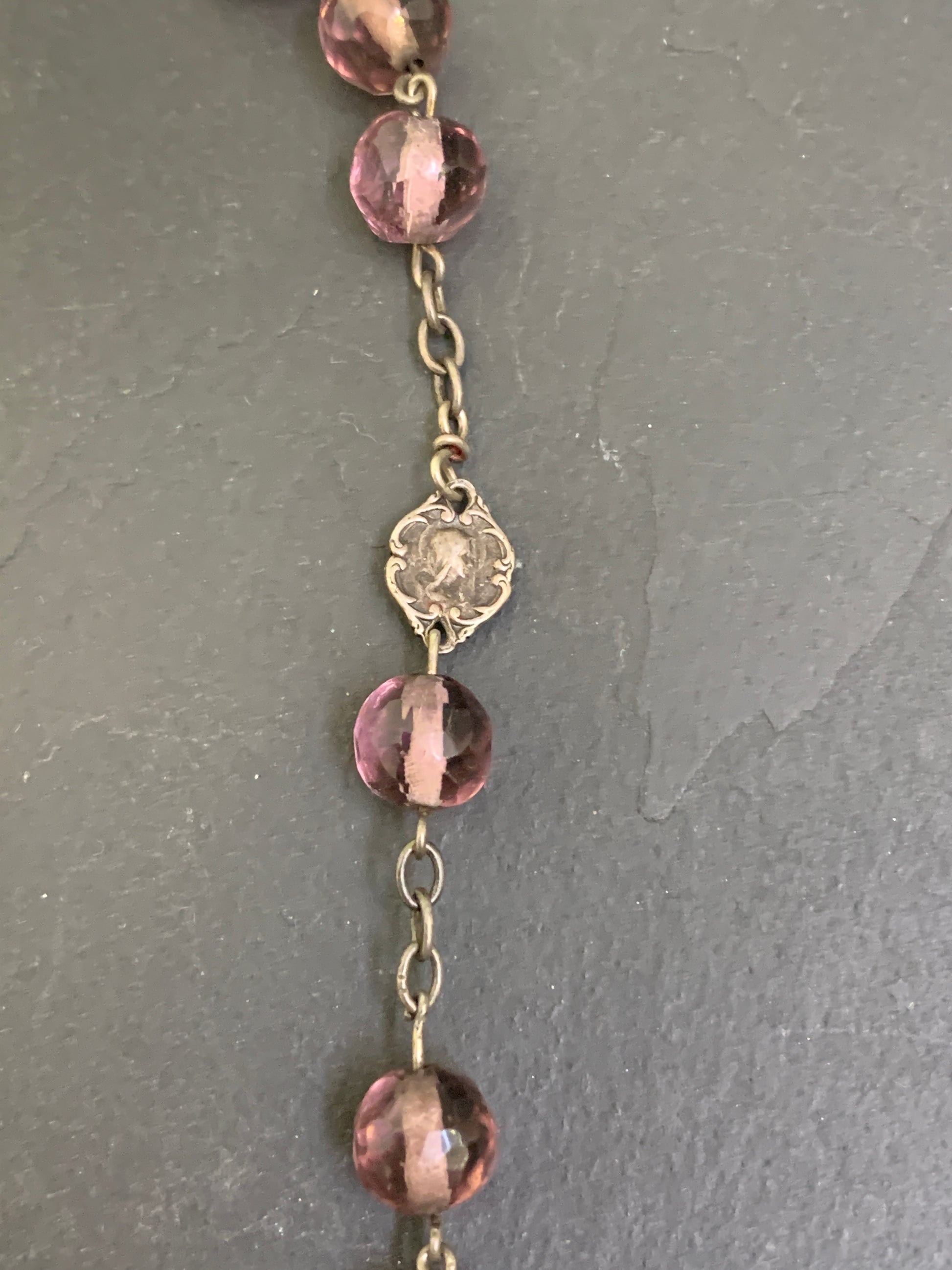 Collier chapelet mauve et Khamsa - blissparis