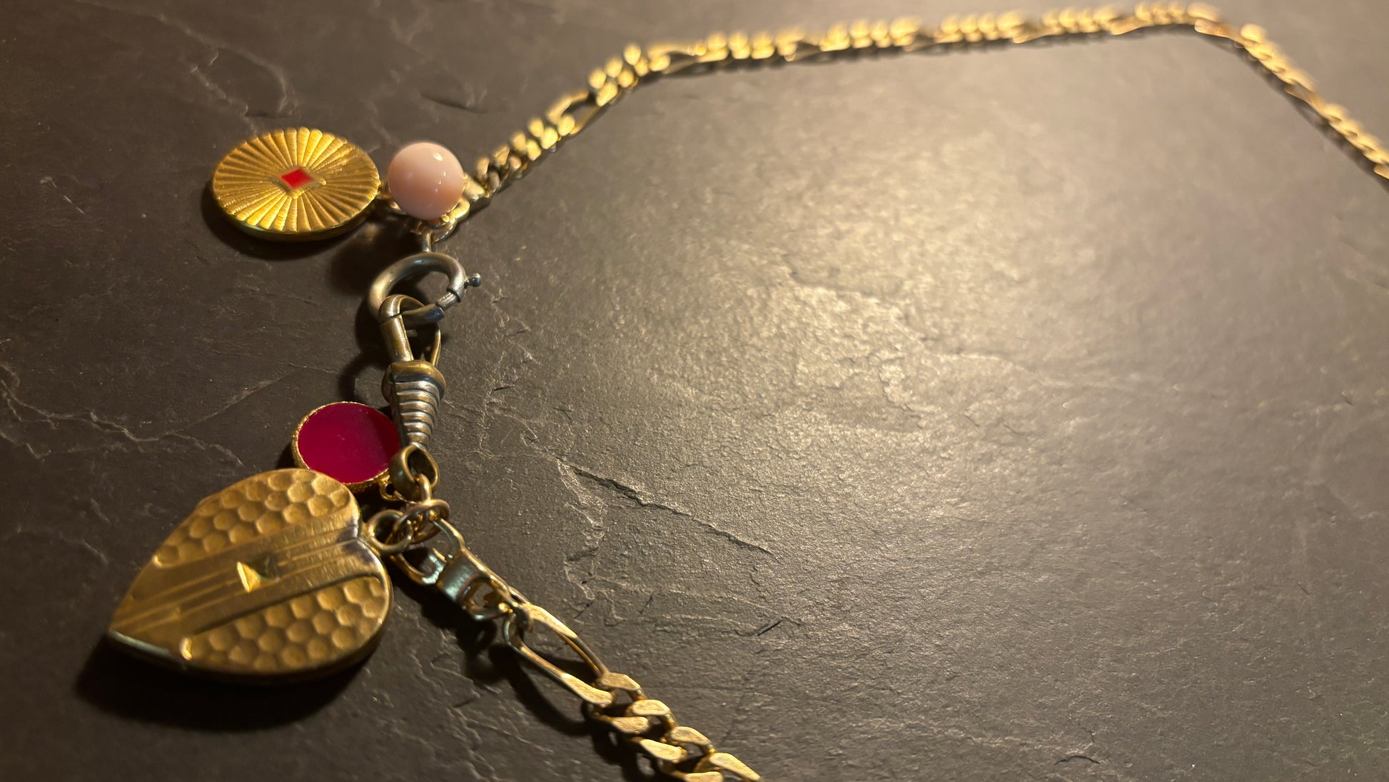 Collier gourmette, cœur à secret et agate rose - blissparis