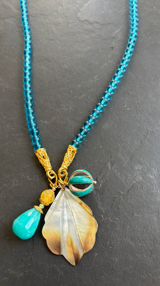 Sautoir turquoise, nacre et agate
