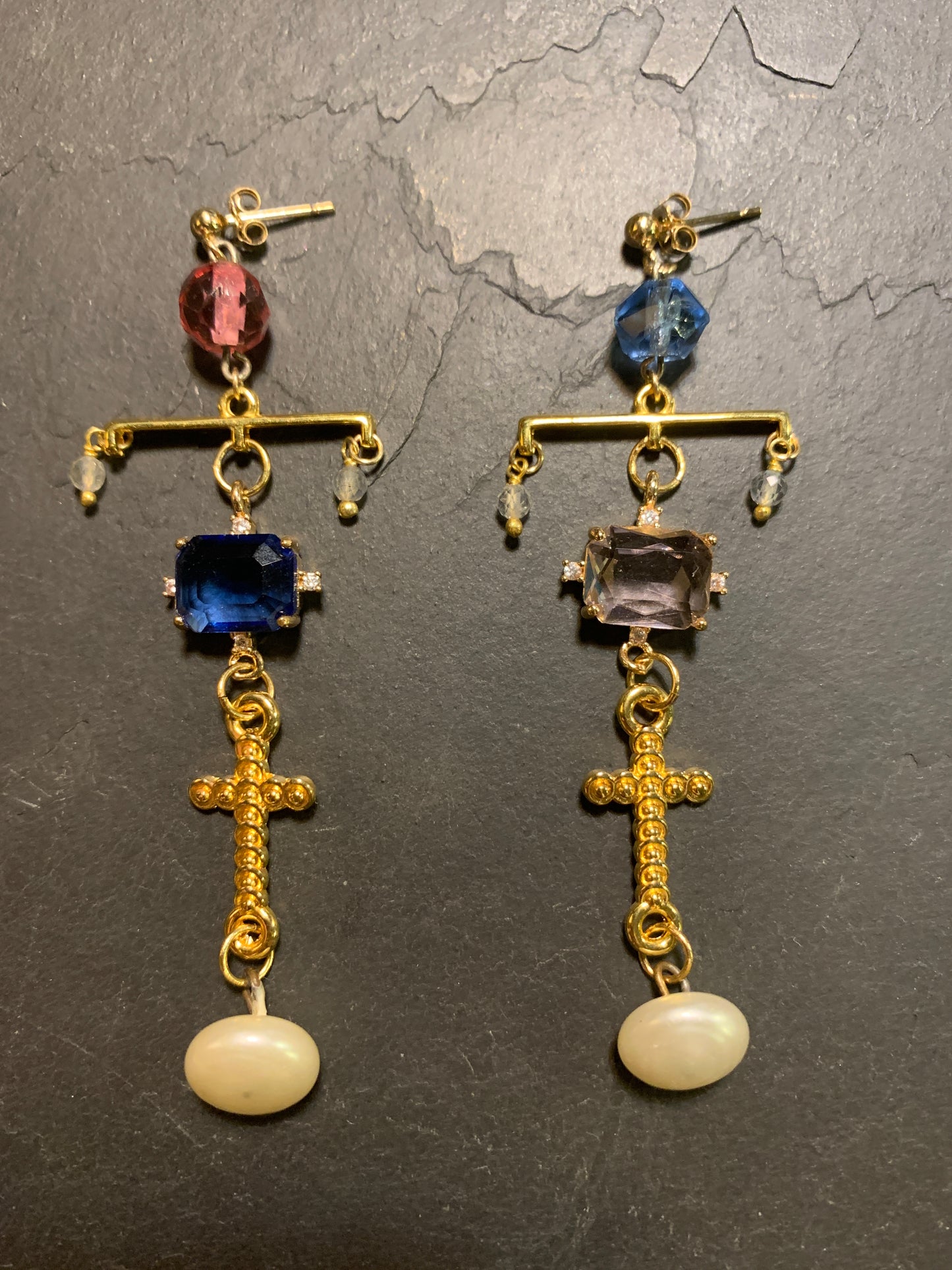 Pendants Croix, perles ancienne et verroterie