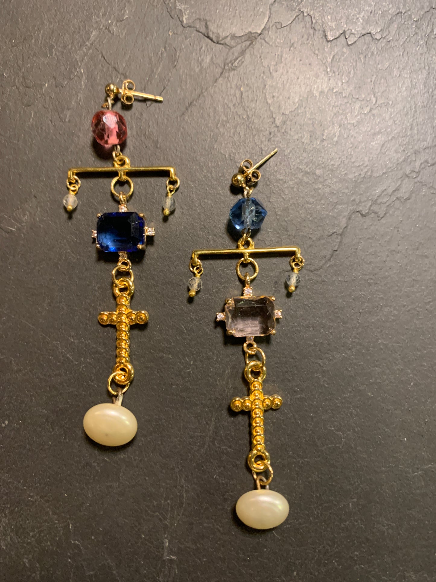 Pendants Croix, perles ancienne et verroterie